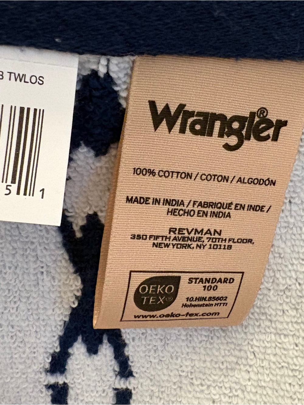 Wrangler Navy and White Southwestern Skull Pattern Towel Set - Picture 6 of 8